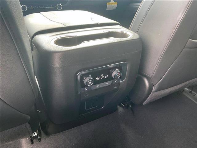 Used 2025 Chevrolet Tahoe Premier RWD image 25