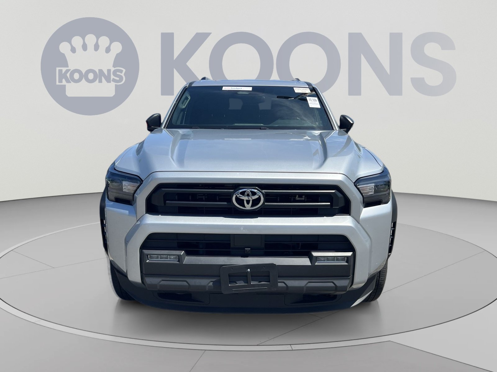 Used 2025 Toyota 4Runner SR5 AWD/4WD image 8