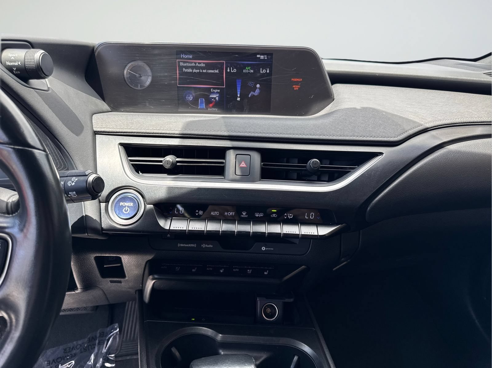 Used 2020 Lexus UX 250h w/ Premium Package AWD/4WD image 25
