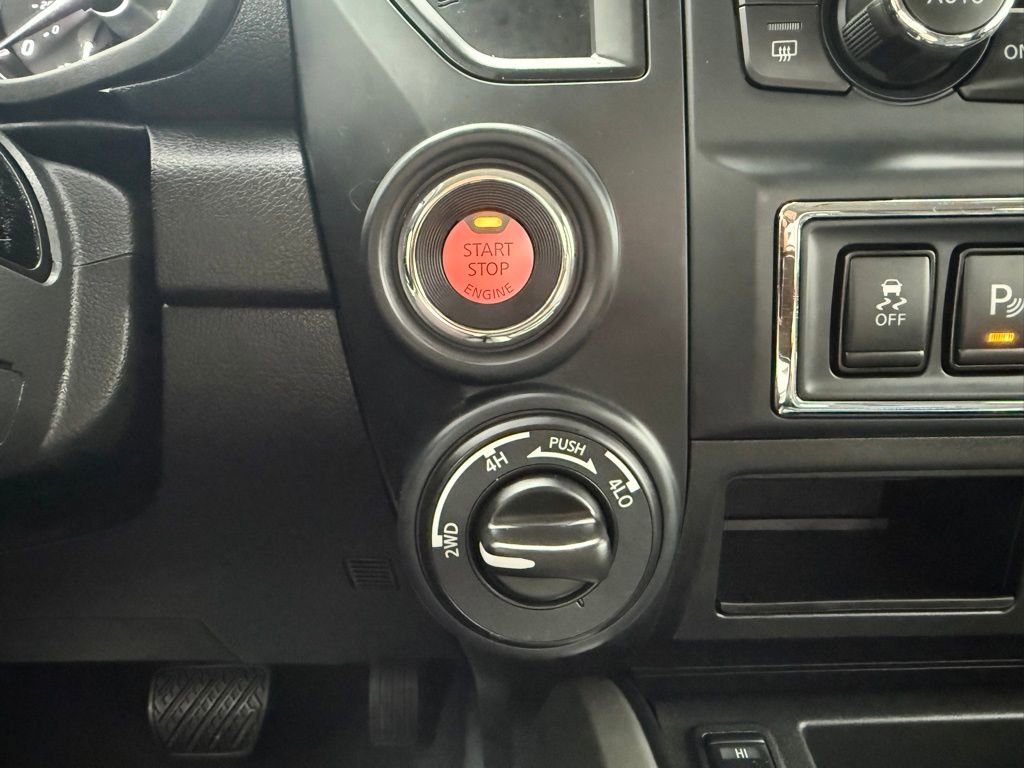 Used 2024 Nissan Titan SV w/ Accessory Utility Package image 26