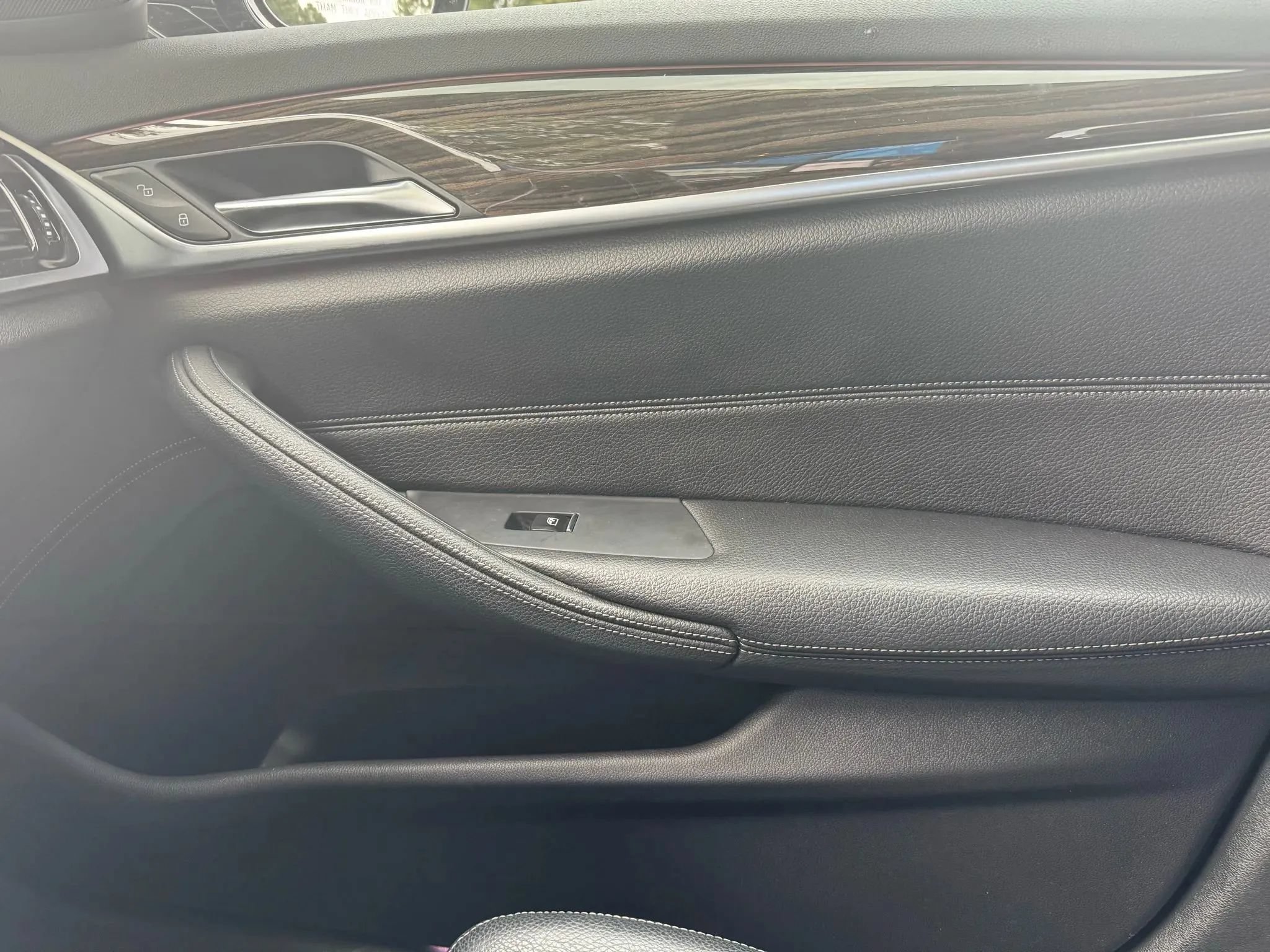 Used 2018 BMW 540i xDrive AWD/4WD image 22