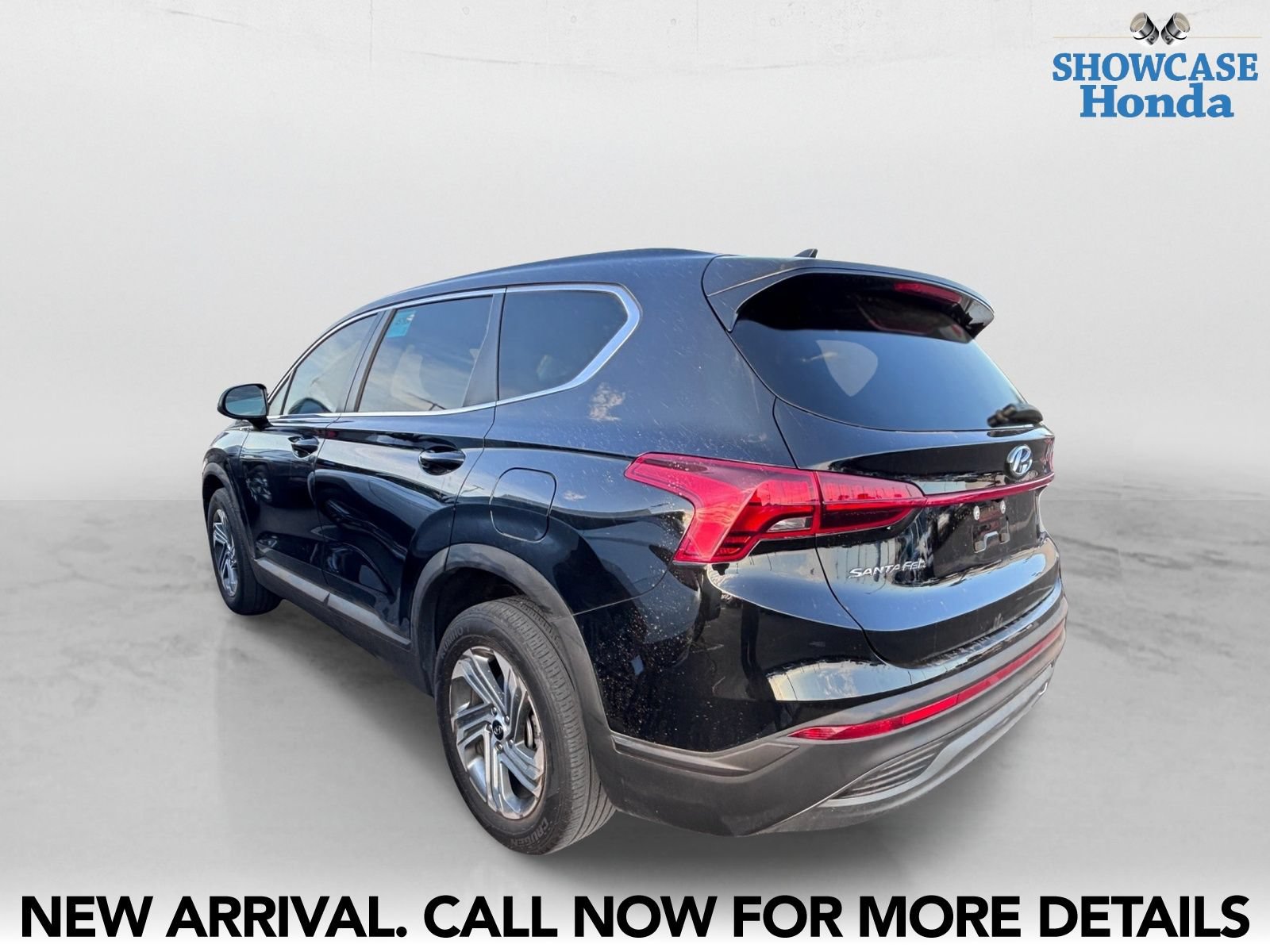 Used 2023 Hyundai Santa Fe SE FWD image 4