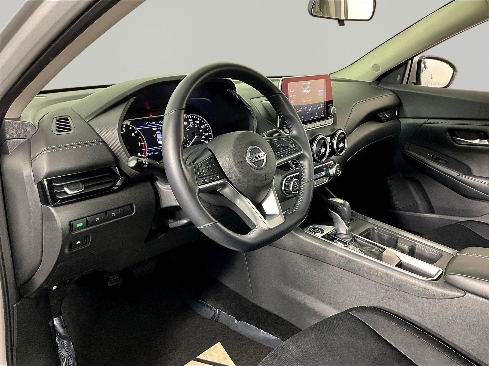Used 2021 Nissan Sentra SV FWD image 17