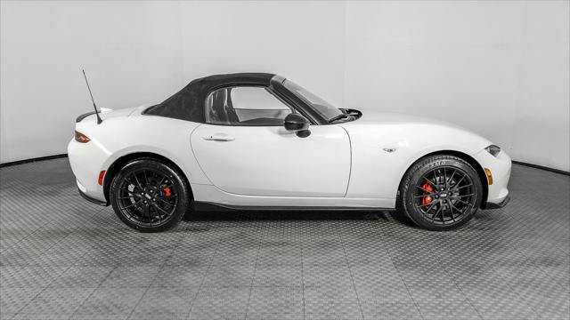 Used 2020 MAZDA MX-5 Miata Club w/ Brembo/BBS Recaro Package RWD image 32