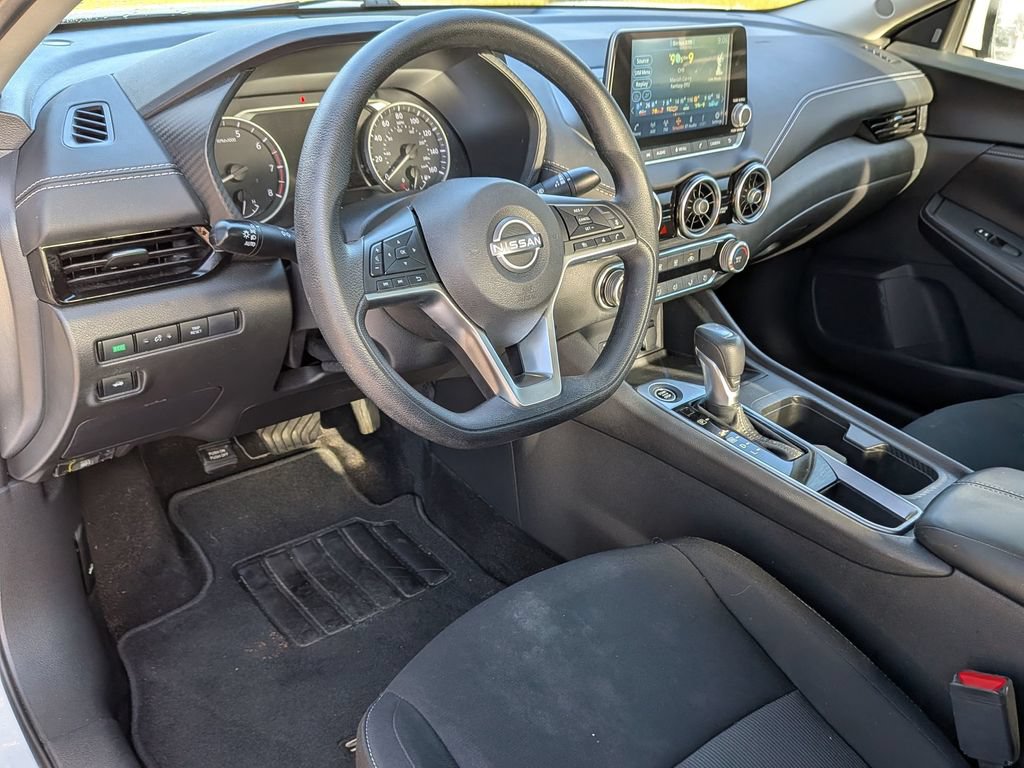Used 2024 Nissan Sentra SV FWD image 34