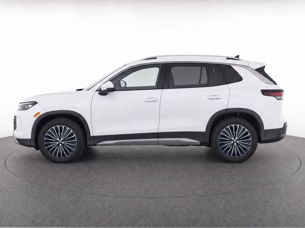 Certified 2025 Volkswagen Tiguan S w/ 18" Wheel Package AWD/4WD image 5