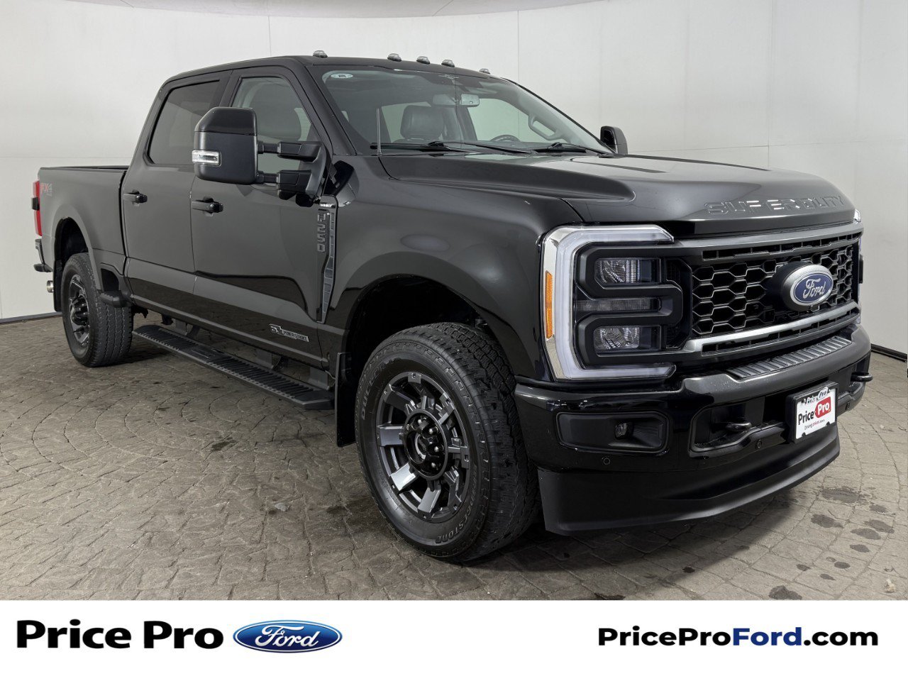 Certified 2023 Ford F250 Lariat w/ Lariat Ultimate Package AWD/4WD image 1