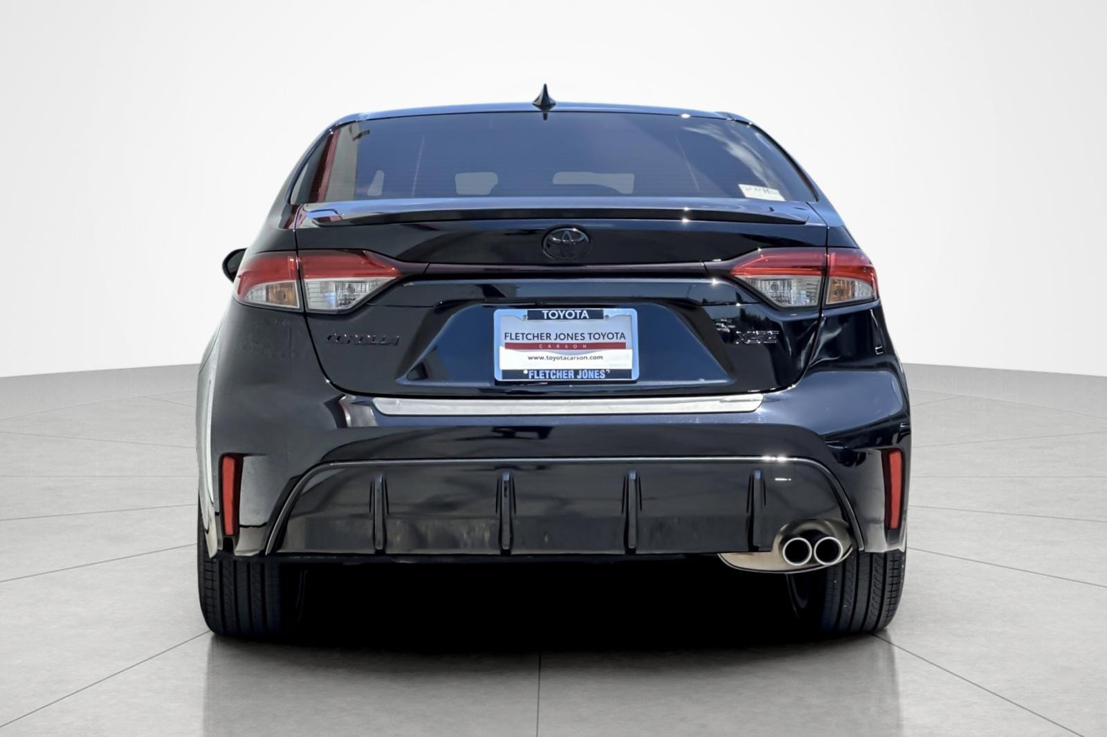 Used 2026 Toyota Corolla XSE FWD image 4