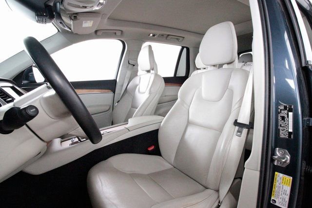 Used 2021 Volvo XC90 T8 Inscription Expression w/ Protection Package Premier image 20