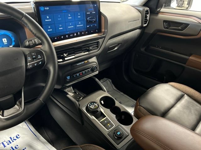 Used 2025 Ford Bronco Sport Outer Banks AWD/4WD image 24