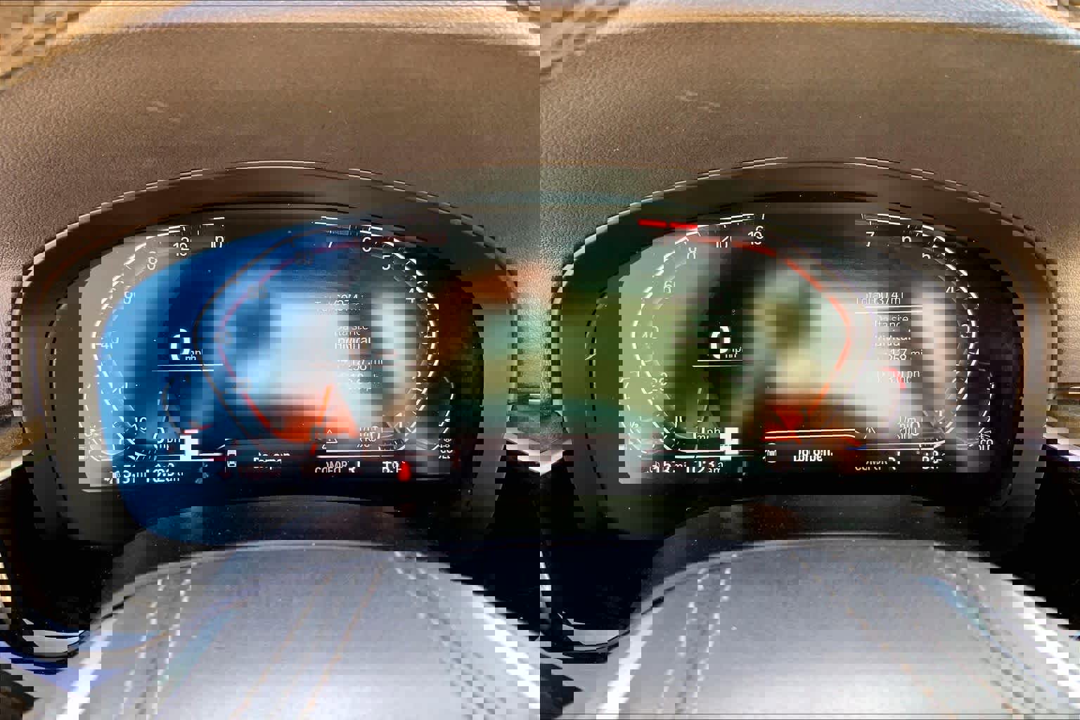 Used 2020 BMW 540i w/ Premium Package image 25