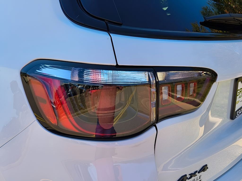 New 2026 Jeep Compass Latitude image 4