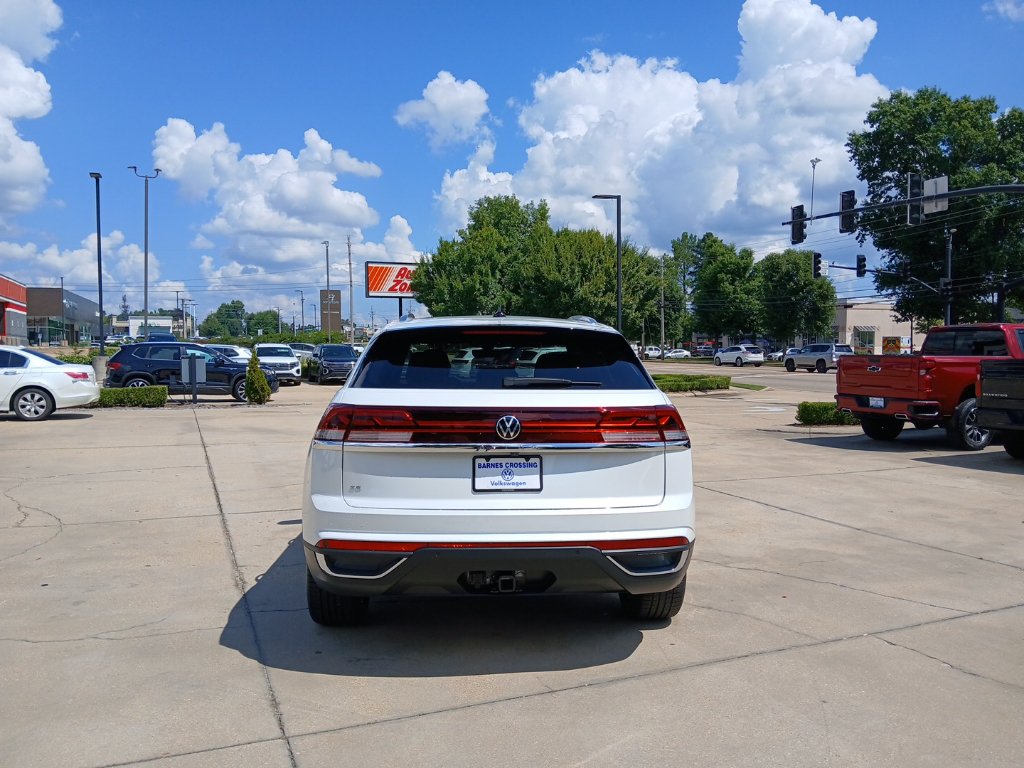 New 2026 Volkswagen Atlas Cross Sport SE FWD image 6