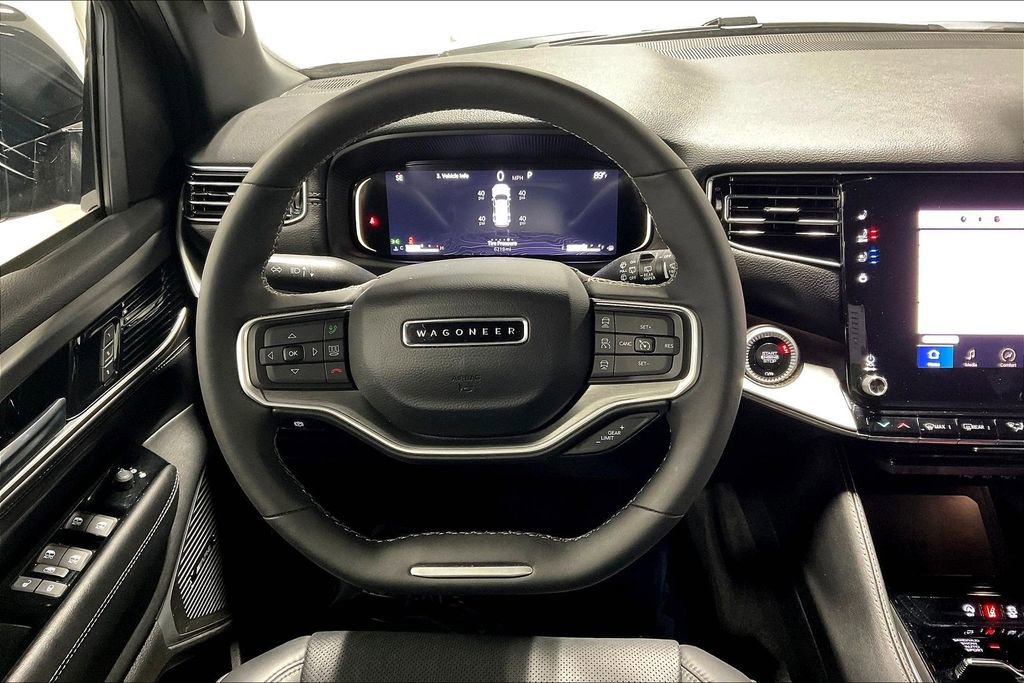 New 2025 Jeep Wagoneer L Series II w/ Premium Group I image 20