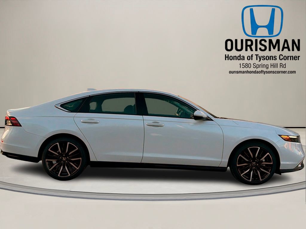 New 2025 Honda Accord Touring image 2