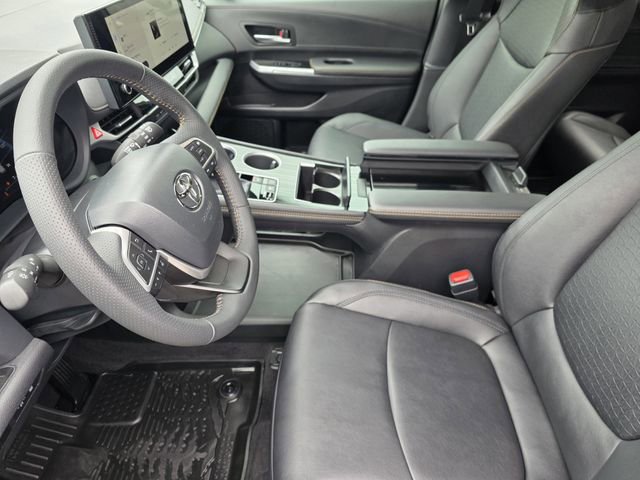 Used 2025 Toyota Sienna XLE Woodland Edition AWD/4WD image 13