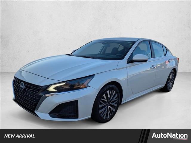 Used 2023 Nissan Altima 2.5 SV
