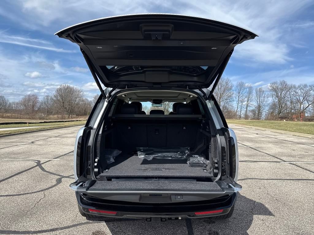 New 2025 Land Rover Range Rover SE AWD/4WD image 8