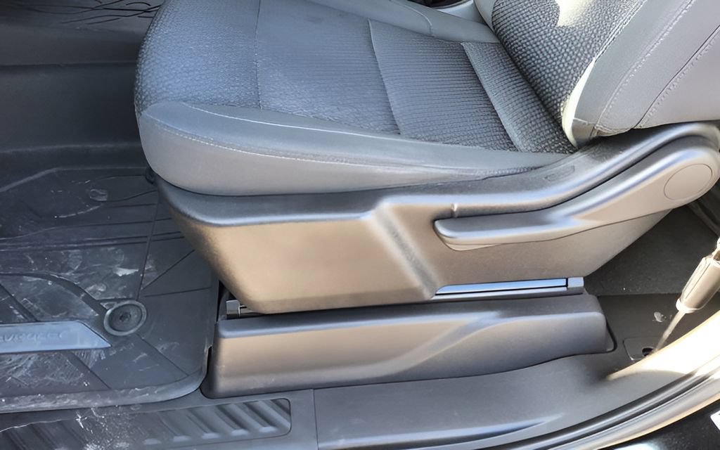 Used 2022 Chevrolet Silverado 1500 W/T w/ WT Value Package AWD/4WD image 24