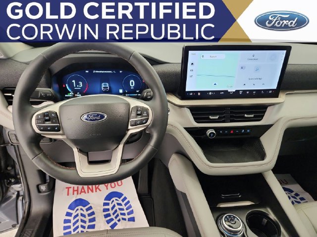 Used 2025 Ford Explorer Active w/ Active Comfort Package AWD/4WD image 15