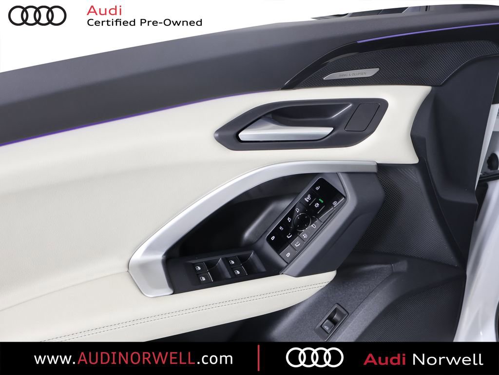 Certified 2025 Audi Q5 Prestige image 22
