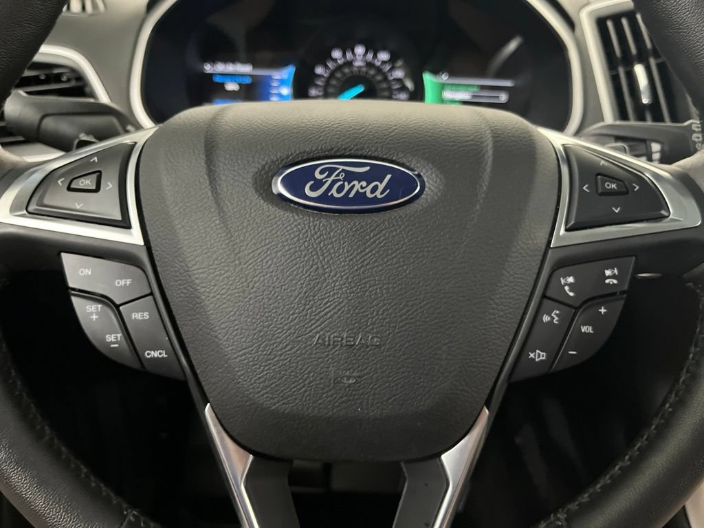 Used 2017 Ford Edge SEL w/ Equipment Group 201A AWD/4WD image 62