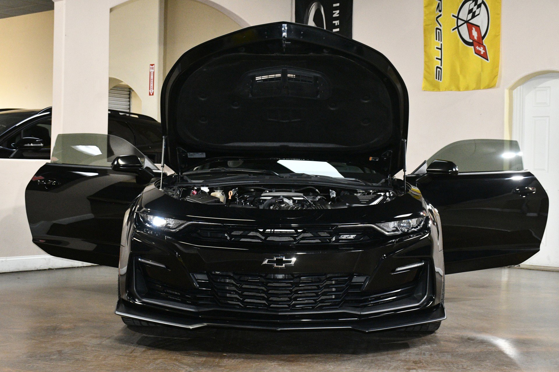 Used 2019 Chevrolet Camaro SS image 87
