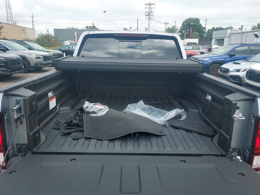 Used 2023 Honda Ridgeline RTL-E image 40