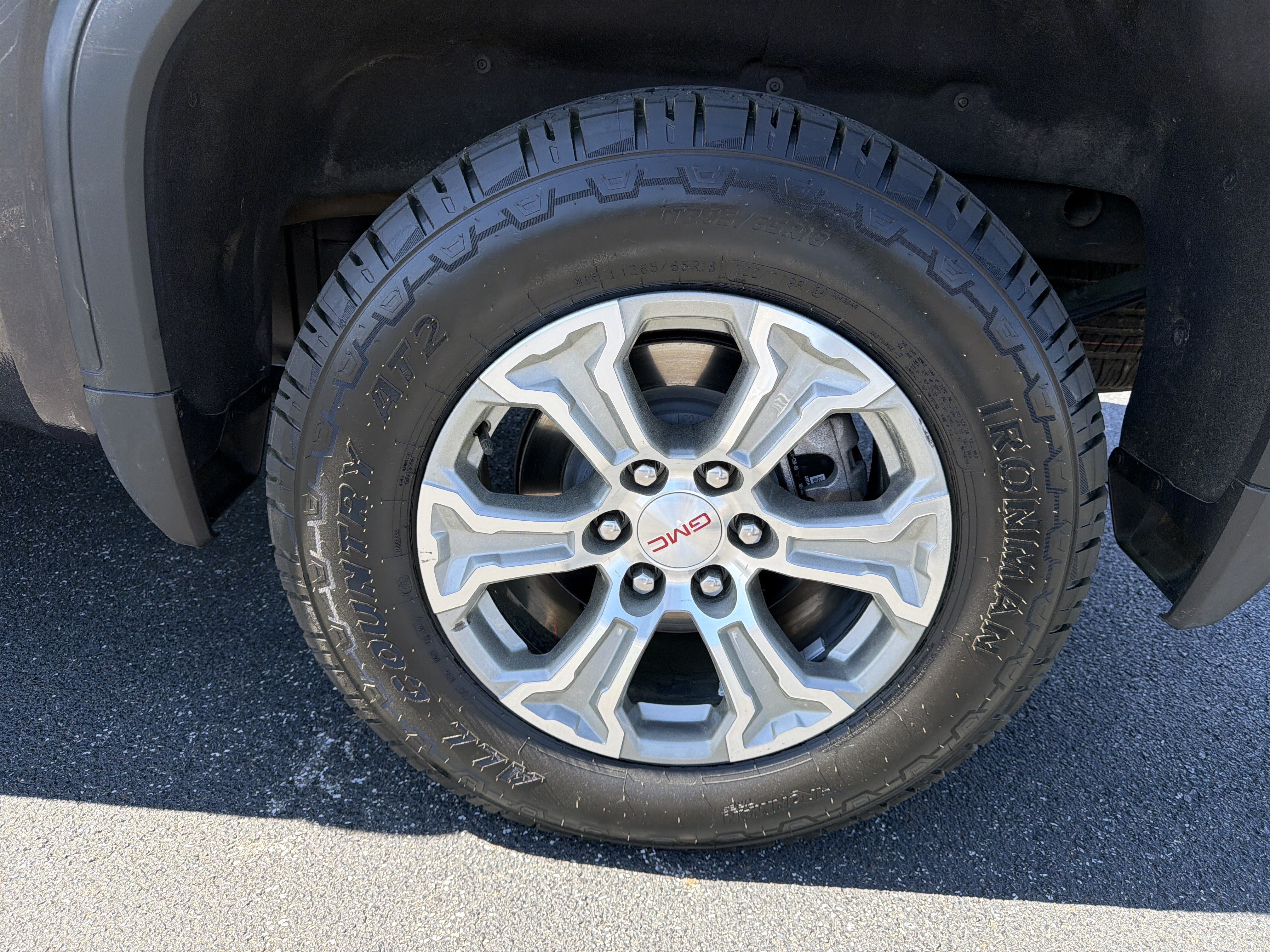 Used 2025 GMC Sierra 1500 SLT AWD/4WD image 19