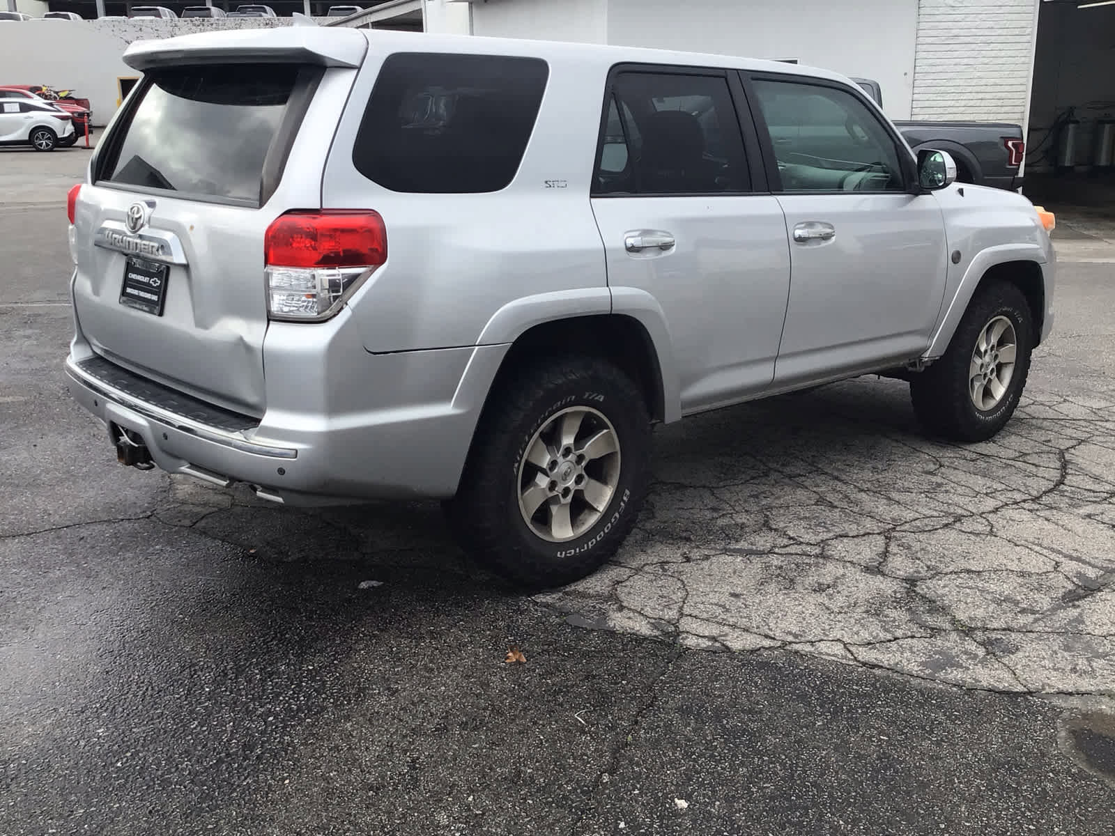 Used 2010 Toyota 4Runner SR5 image 4