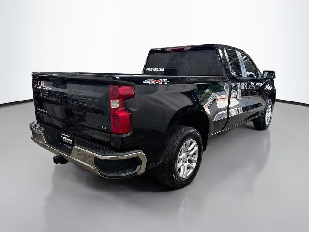 Used 2024 Chevrolet Silverado 1500 LT AWD/4WD image 9