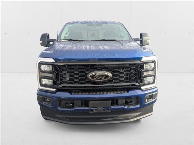 New 2026 Ford F250 Lariat w/ Black Appearance Package image 5
