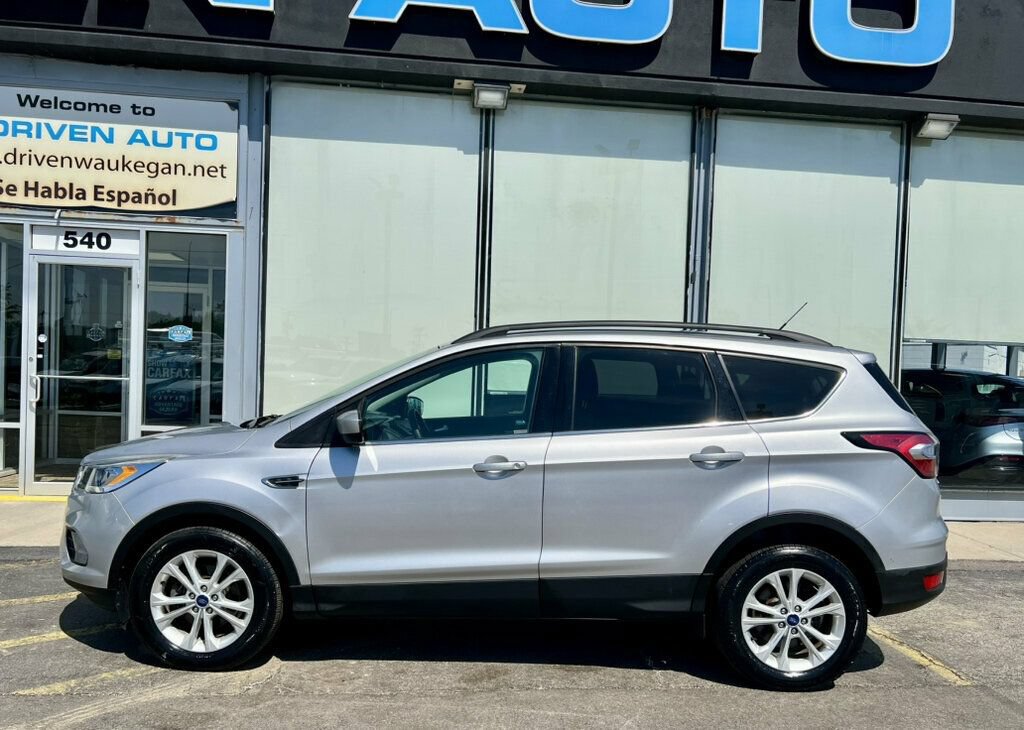 Used 2017 Ford Escape SE w/ Equipment Group 201A FWD image 38