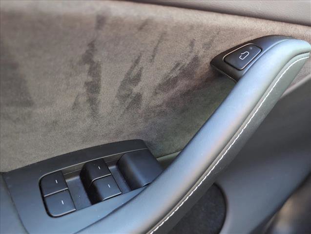 Used 2025 Tesla Model Y Long Range RWD image 16