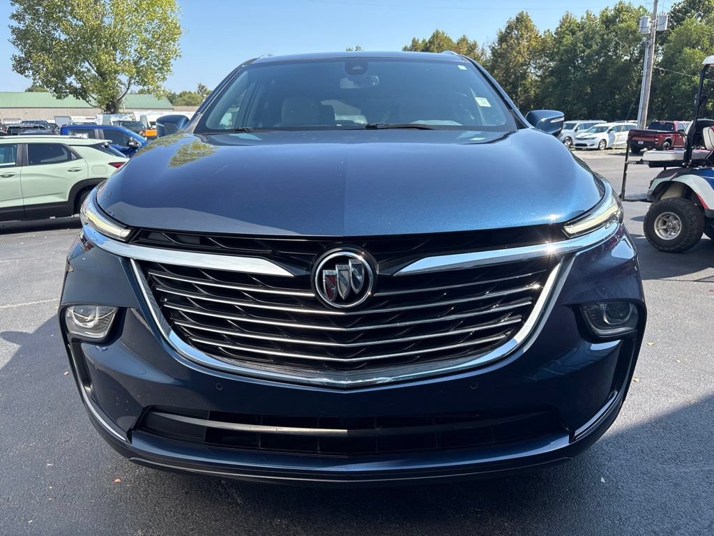 Used 2023 Buick Enclave Essence w/ Trailering Package, 5000 lbs. FWD image 5