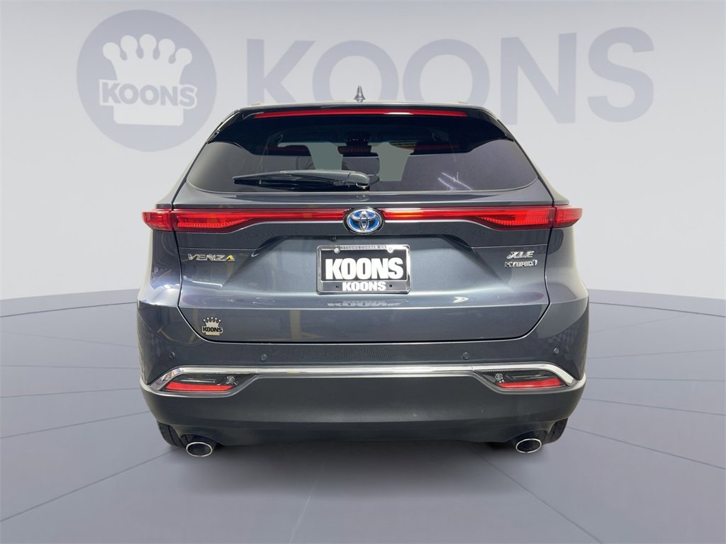 Used 2021 Toyota Venza XLE image 5