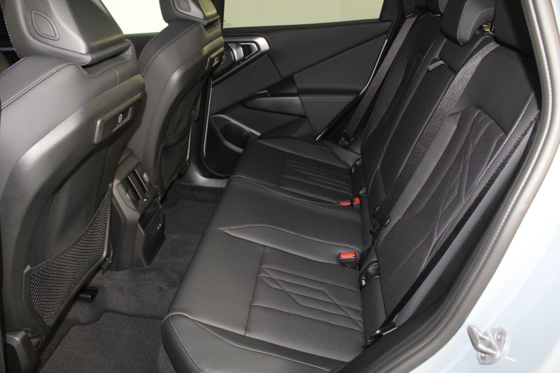 Used 2026 BMW X3 xDrive30i w/ Premium Package AWD/4WD image 12
