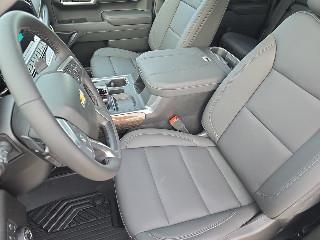 New 2026 Chevrolet Silverado 1500 LT w/ All Star Edition Plus AWD/4WD image 16