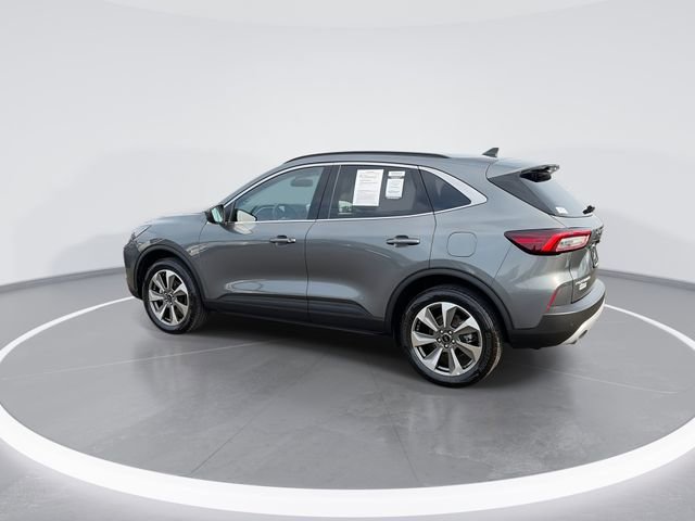 Used 2025 Ford Escape Platinum AWD/4WD image 6