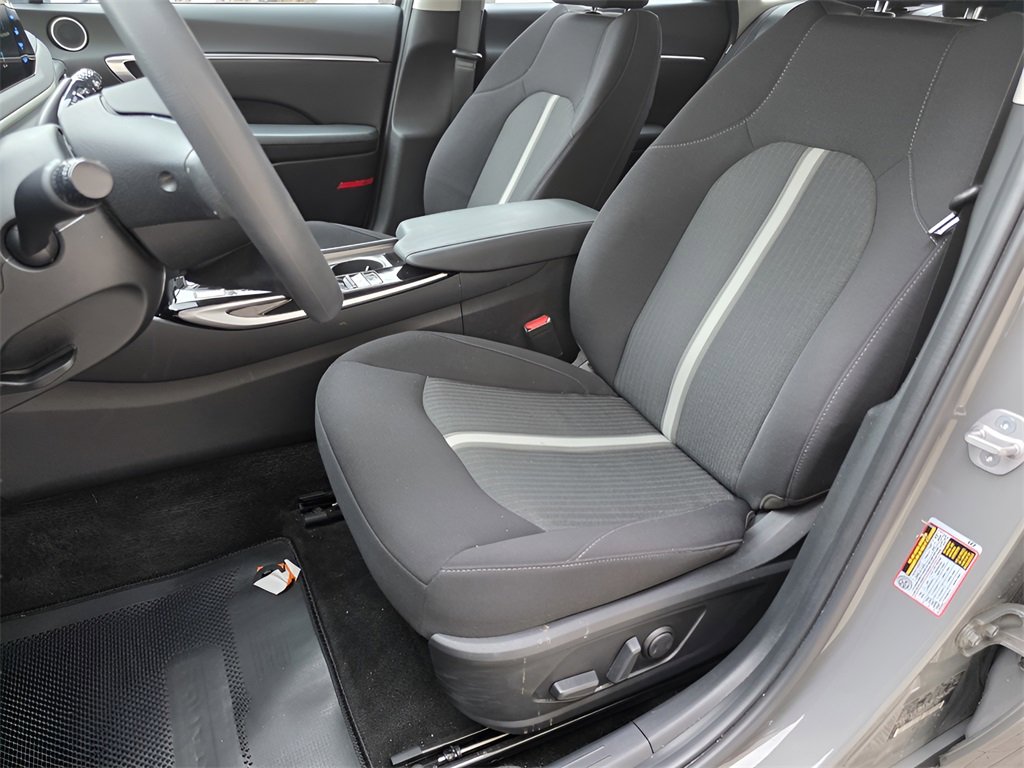 Certified 2023 Hyundai Sonata SEL image 18