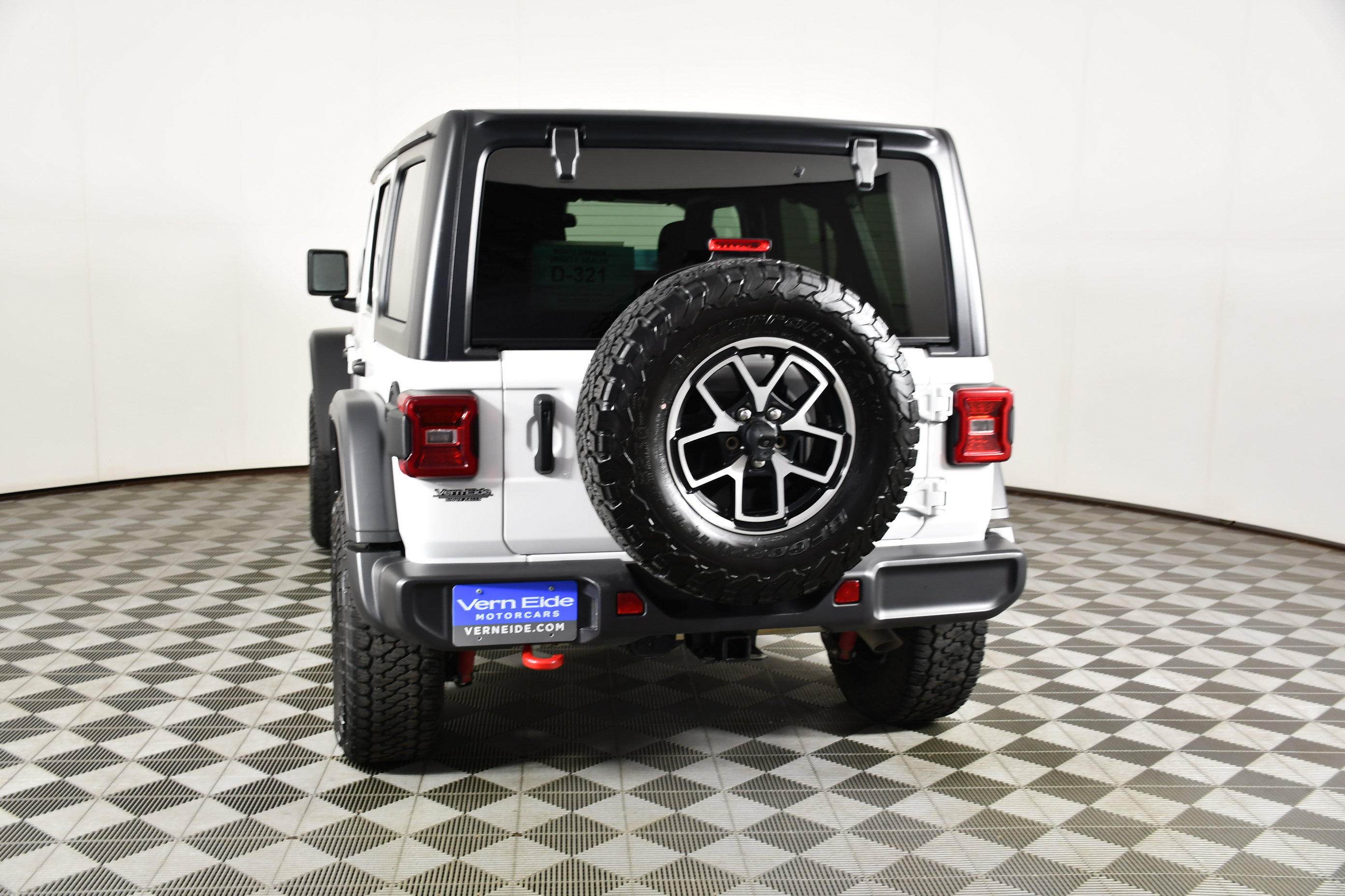 Used 2024 Jeep Wrangler Unlimited Rubicon AWD/4WD image 7