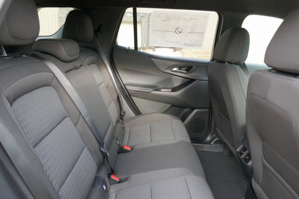 New 2026 Chevrolet Equinox LT w/ Midnight Edition image 10