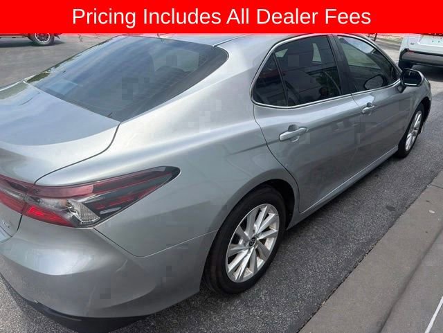 Used 2024 Toyota Camry LE w/ Convenience Package FWD image 14
