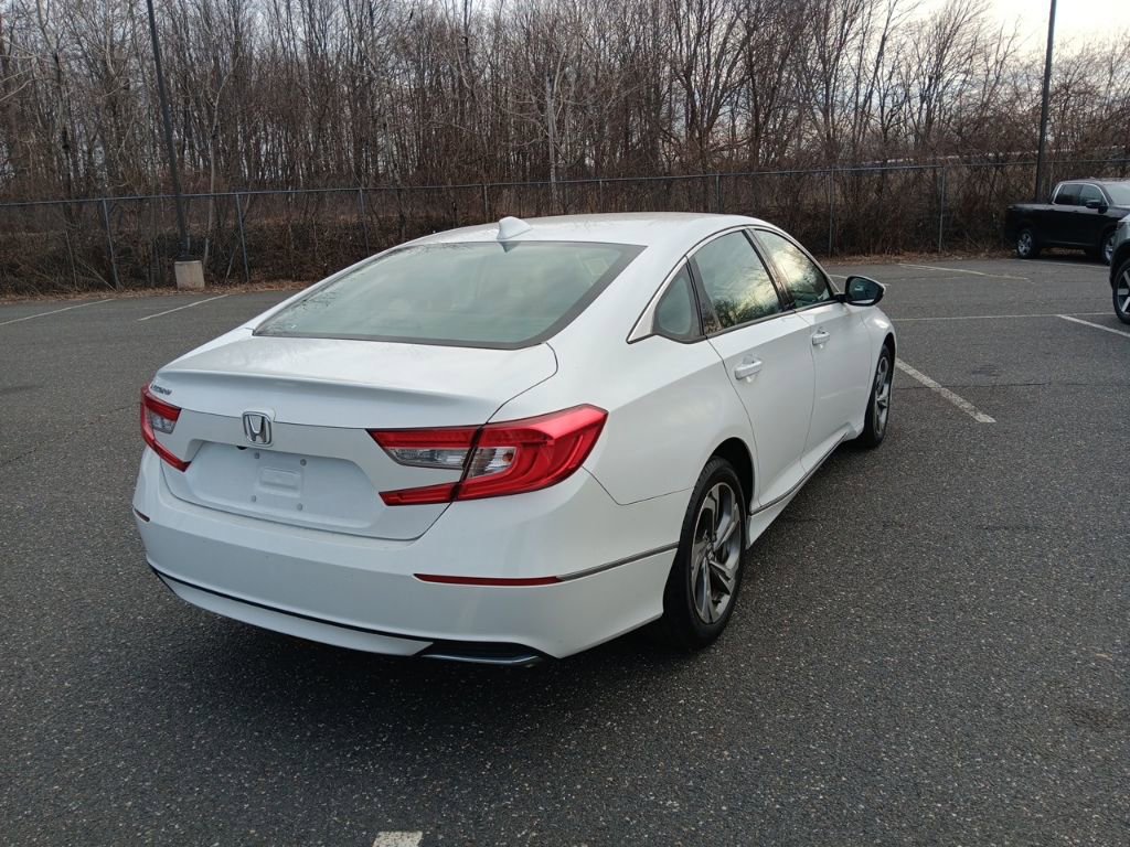 Used 2018 Honda Accord EX image 5