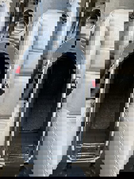 Used 2001 Ford Escape XLT image 16