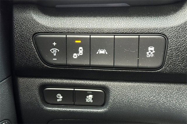 Used 2022 Kia Niro EX Premium image 39