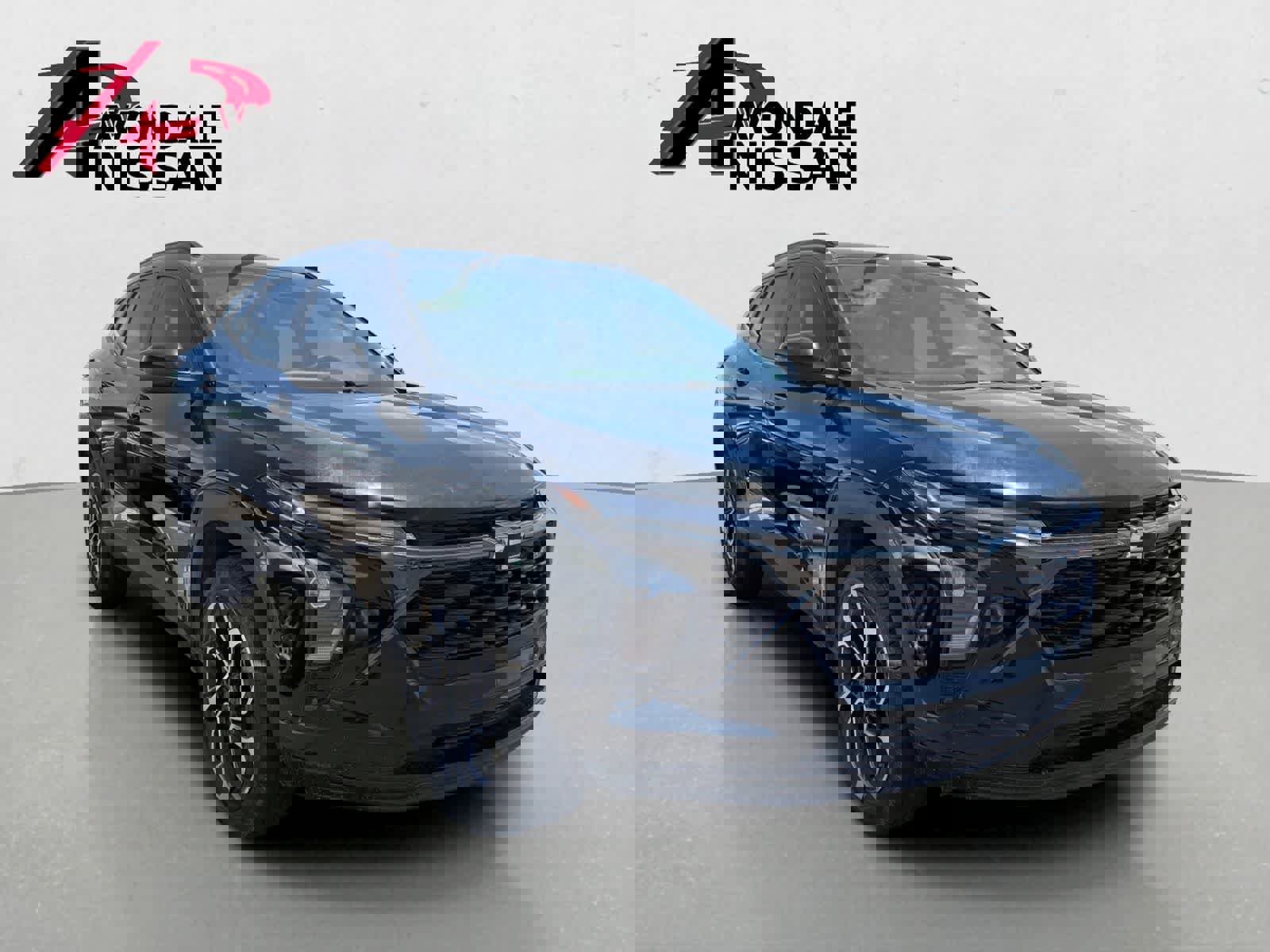 Used 2024 Chevrolet Trax RS w/ Driver Confidence Package FWD image 4