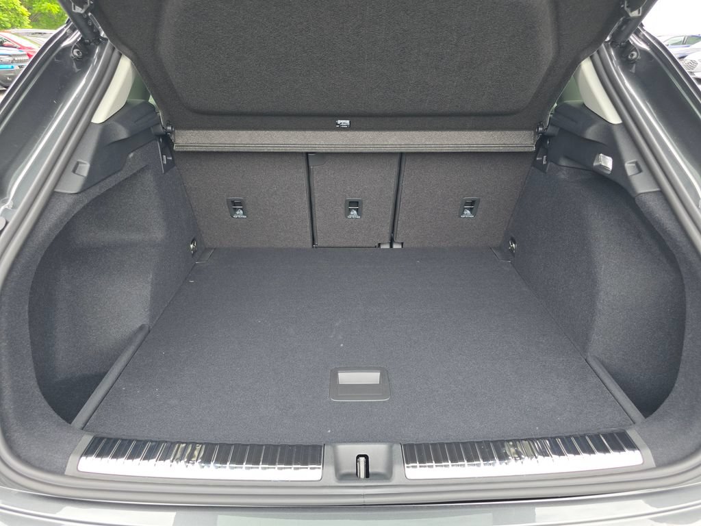 New 2026 Audi Q3 quattro 2.0T AWD/4WD image 13