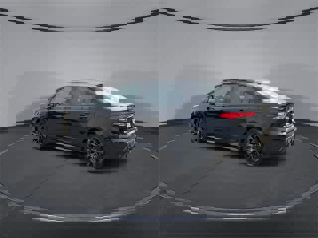 Used 2024 Toyota Corolla SE image 6