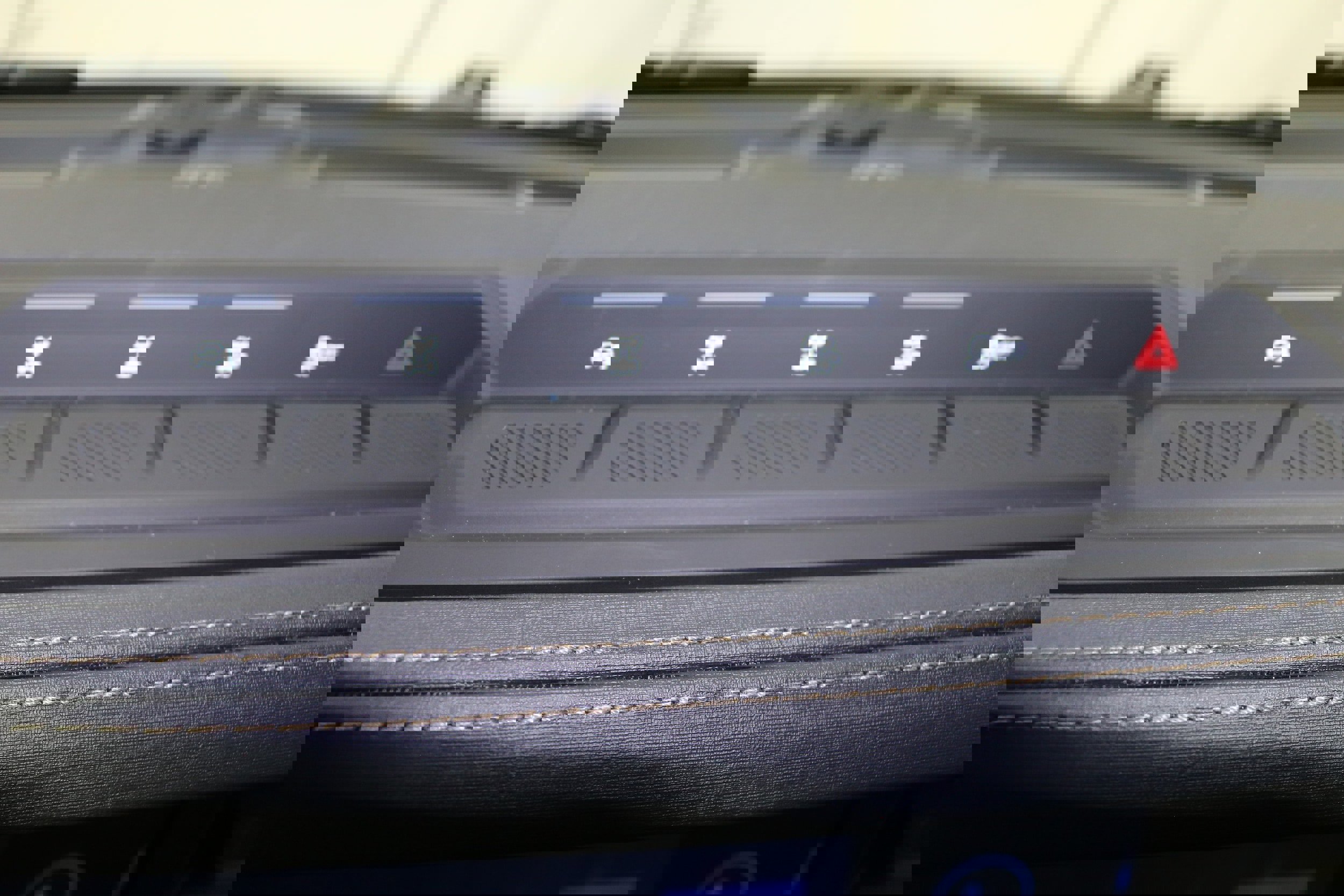 New 2025 Ford Bronco Badlands image 24